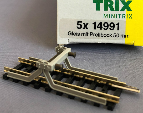 Minitrix 14991 N Gleis mit Prellbock in Profil-Konstruktion.