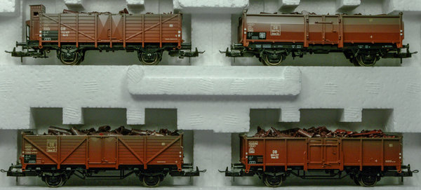 Trix 24007 H0 4er Güterwagen-Set der DB mit Schrottbeladung. Epoche III.