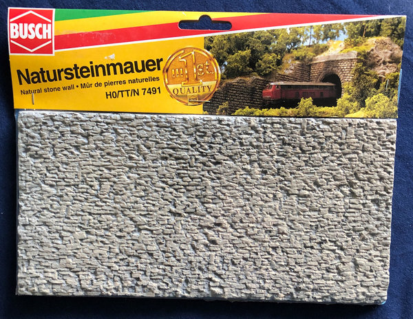 Busch 7491 H0/N. Mauerplatte Naturstein, grau