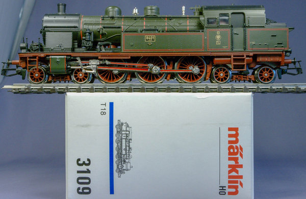 Märklin 3109 H0 Tenderlokomotive T 18 der KPEV.  AC-analog.