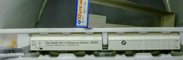 Roco 44161 H0 Doppeleinheit Schiebewandwagen „BMW“ eingestellt bei der AAE. AC-Radsätze.
