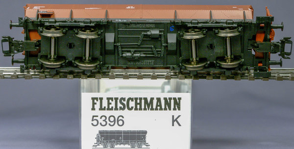 Fleischmann 5396 H0 Großraum-Güterwagen KKt 27 der DB. DC-Radsätze