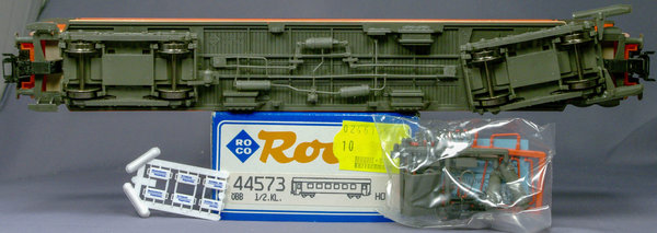 Roco 44573 H0 Eilzugwagen ABp, 1./ 2. Kl. der ÖBB. AC-Radsätze (Märklinsystem)