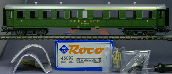 Roco 45099 H0 Stahlwagen 1./2. Klasse AB der SBB. Epoche IV. AC-Radsätze.