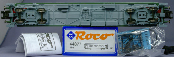 Roco 44877 H0 Stahl Speisewagen der SBB in grün. Epoche III. AC-Radsätze.