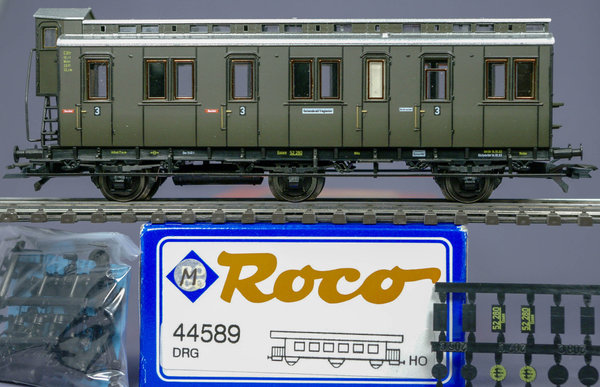 Roco 44589 H0 Abteilwagen 3.Kl. der DRG. 3-achser Wagen mit Bremserhaus. AC Radsätze(Märklin System)
