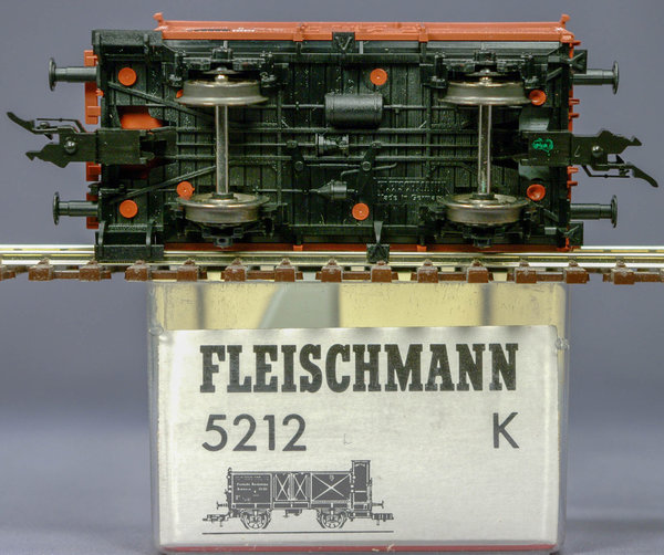 Fleischmann 5212 H0 Offener Güterwagen mit Bremserhaus der Bauart O „Schwerin“ der DRG.