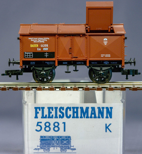 Fleischmann 5881 H0 Klappdeckelwagen Bauart Km der Eisenbahnen BADEN. Epoche I.