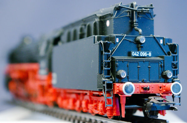 Märklin 37925 H0 Güterzug-Dampflok BR 042 der DB mit Öl-Feuerung. Epoche IV. mfx - Sounddecoder.