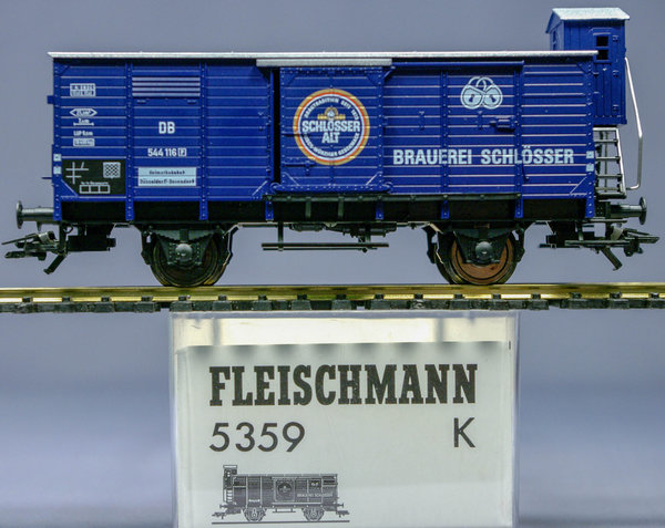 Fleischmann 5359 H0 Kühlwagen der Bauart G der DB. "Brauerei Schlösser" Beschriftung. DC -Radsätze