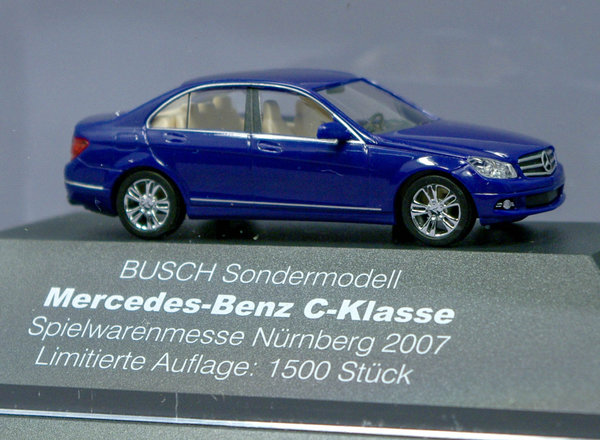 Busch 002007 H0. Mercedes-Benz C-Klasse W204 in blau. Sondermodell.
